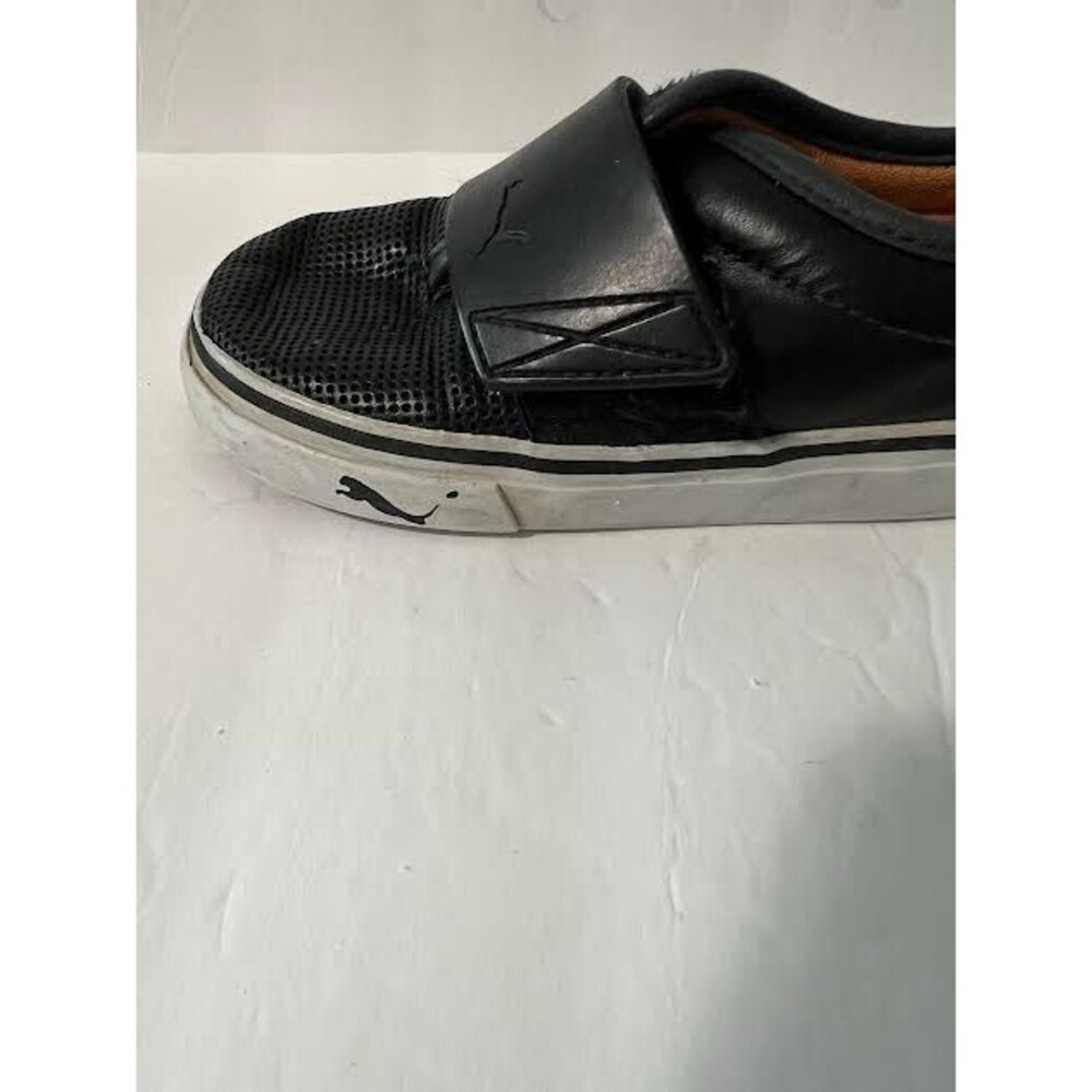 puma kids size 9 with hook and loop closure